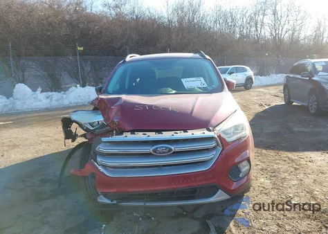 2017 Ford Escape Se z USA, uszkodzony, nr VIN 1FMCU9GD0HUA18304